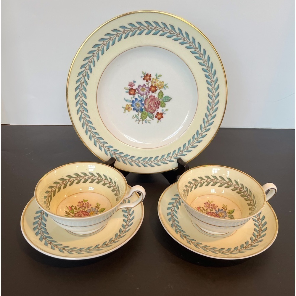 Wedgewood Bone China “Woodstock” Two Teacups with Saucers and One Plate